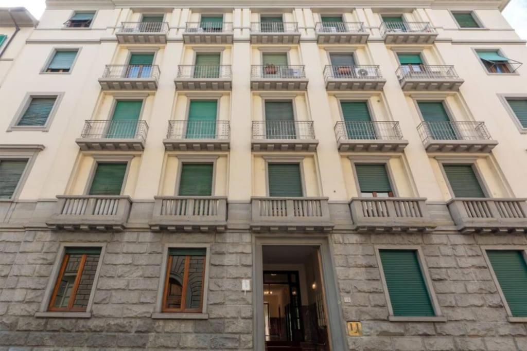 Stylish Four Bedrooms Apartment - Florence Center Екстер'єр фото