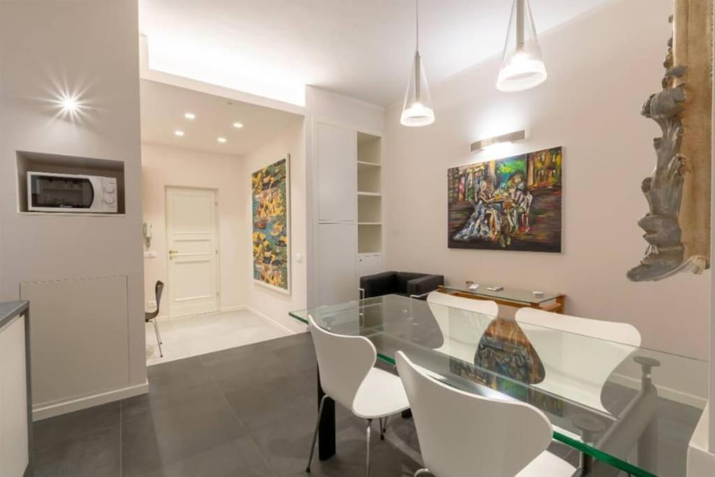 Stylish Four Bedrooms Apartment - Florence Center Екстер'єр фото