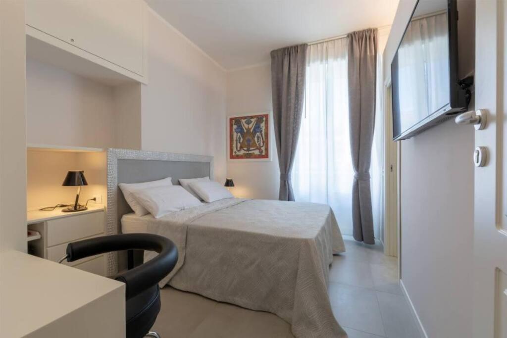 Stylish Four Bedrooms Apartment - Florence Center Екстер'єр фото